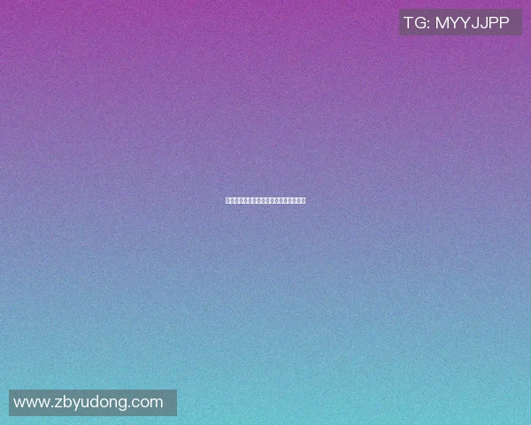 足球明星抵达城市瞬间的风采与魅力展现